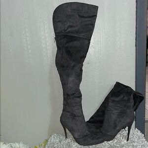 Women's Grey Suede Knee-High Boots